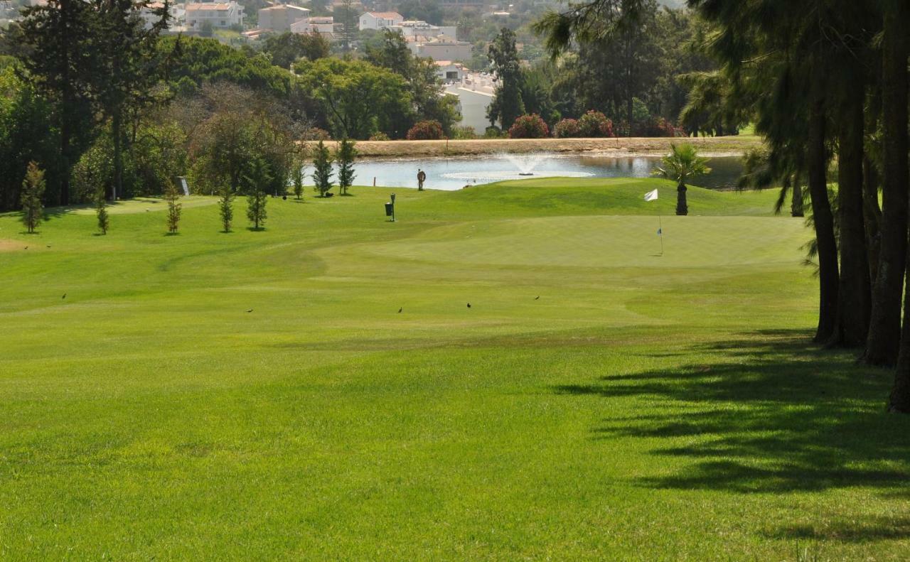 Between Golf And Beach Портиман Екстериор снимка